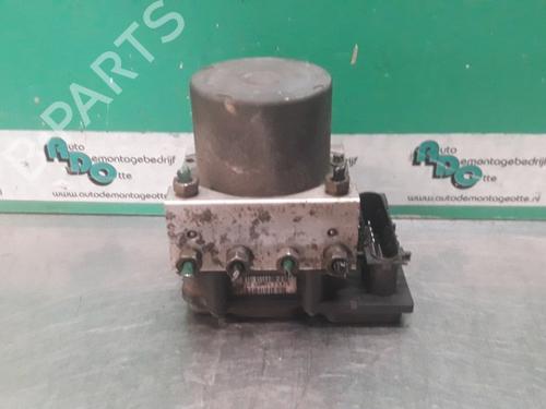 Used ABS pump RENAULT MEGANE II Estate (KM0/1_) 1.6 (113 hp) 19616570
