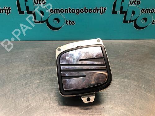 Used Tailgate handle Tailgate handle 28297727 28297727