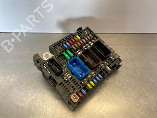Used Fuse box Fuse box TOYOTA PROACE Van (MDZ_) 2.0 D4d (MDZ6, MDZ5) (177 hp) 36218833 36218833