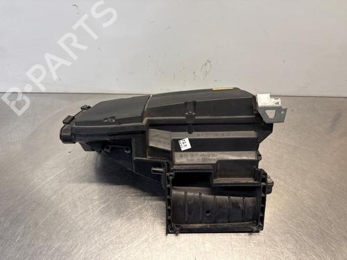 Used Air filter box MERCEDES-BENZ C-CLASS (W204) C 200 Kompressor (204.041) (184 hp) 29056536