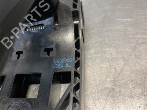 Front left exterior door handle VW GOLF VI (5K1) 1.2 TSI | BP30121332C128