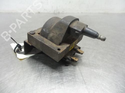 Used Ignition coil OPEL VECTRA A (J89) 1.6 i (F19, M19) (75 hp) 19584560