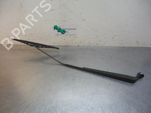 Used Front windshield wiper arm DAIHATSU CUORE VI (L251, L250_, L260_) 1.0 (58 hp) 19602437