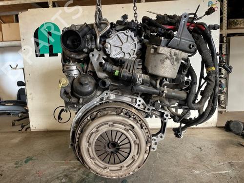 Used Engine VOLVO V40 Hatchback (525) D2 (114 hp) 29300037