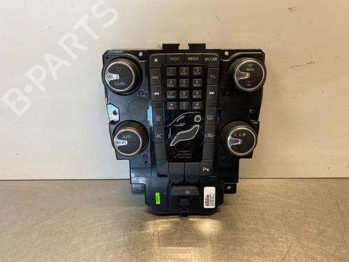 Commande Chauffage VOLVO V40 Hatchback (525) D2 (114 hp) 28715665