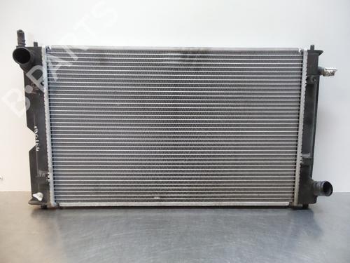 Used Water radiator Water radiator TOYOTA COROLLA Verso (_E12_) 2.0 D-4D (CDE120_, CDE120R) (90 hp) 19605377 19605377