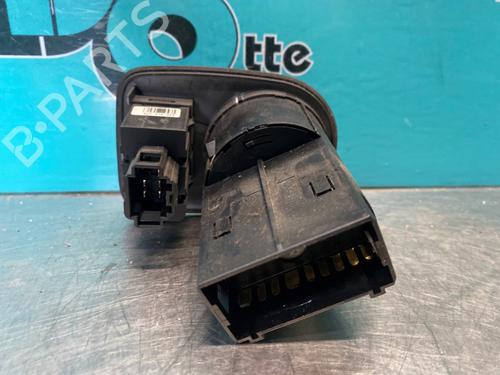 Headlight switch SEAT IBIZA IV (6J5, 6P1) 1.2 TDI | BP28299623I24 