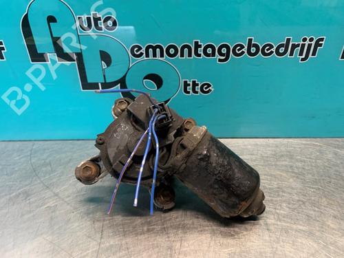 Used Front wiper motor TOYOTA STARLET (_P8_) 1.3 12V Cat (EP81) (75 hp) 19626501
