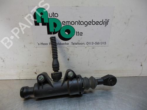 Used Clutch slave cylinder Clutch slave cylinder MERCEDES-BENZ VITO / MIXTO Van (W639) 109 CDI (639.601, 639.603, 639.605) (95 hp) 19598484 19598484