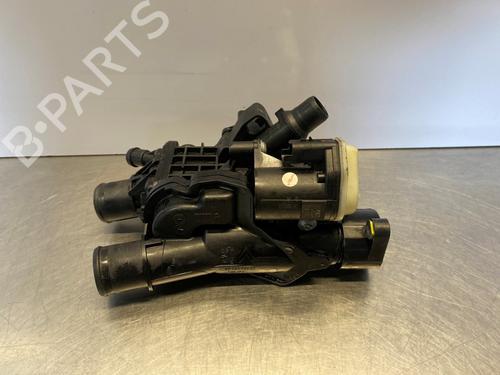 Used Thermostat housing Thermostat housing TOYOTA PROACE Van (MDZ_) 2.0 D4d (MDZ6, MDZ5) (177 hp) 36100861 36100861