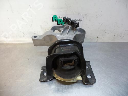 Used Engine mount Engine mount 19599309 19599309