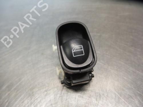 Used Switch MERCEDES-BENZ C-CLASS T-Model (S203) C 240 (203.261) (170 hp) 19592921
