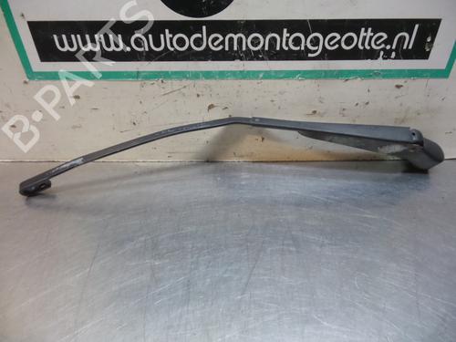 Used Rear windshield wiper arm TOYOTA STARLET (_P9_) 1.3 (EP91_, EP91R) (75 hp) 19612015