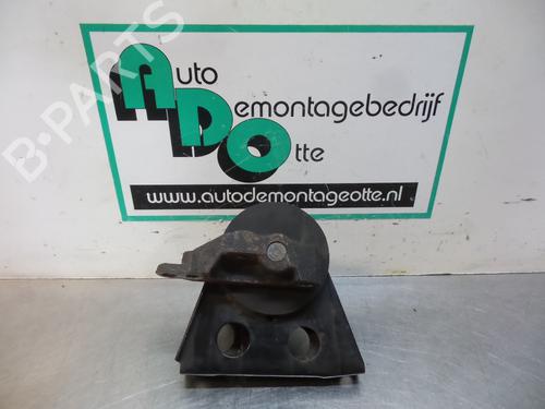 Used Engine mount NISSAN X-TRAIL I (T30) 2.2 DCi (114 hp) 19609641