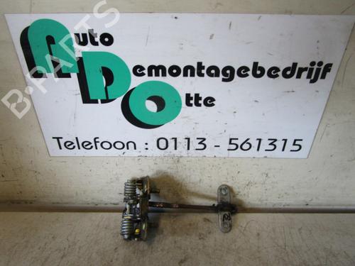 Dørhængsel/Dørbegrænser Dørhængsel/Dørbegrænser 19588265 19588265