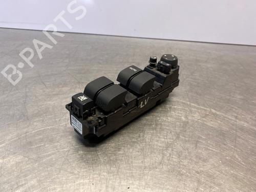 Used Switch Switch MAZDA 2 (DE_, DH_) 1.3 (DE3FS) (75 hp) 33116127 33116127