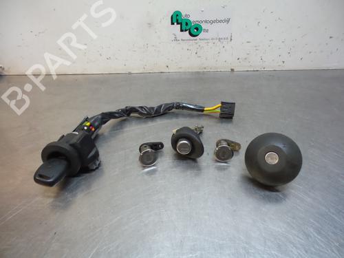 Used Ignition barrel RENAULT TWINGO I (C06_) 1.2 (C066, C068) (58 hp) 19603095
