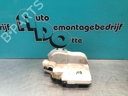 Used Front right lock VW GOLF III (1H1) 1.6 (75 hp) 22380852