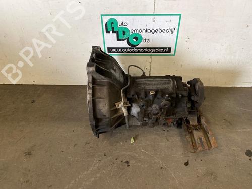 Used Gearbox MERCEDES-BENZ /8 (W115) 200 (115.015) (86 hp) 19585038