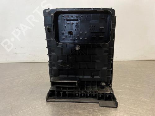 Fuse box VW GOLF VI (5K1) 1.2 TSI | BP30121326E1 