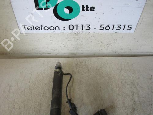 Used Injector VW GOLF IV (1J1) 1.9 TDI (90 hp) 19587438