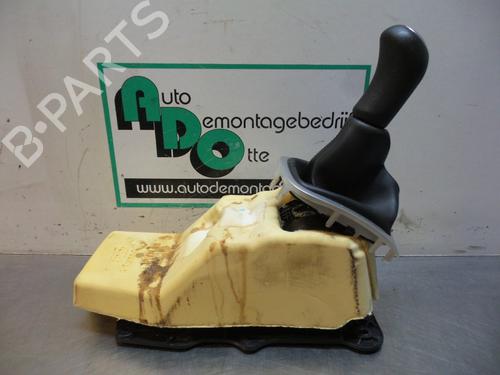 Gear lever RENAULT MEGANE III Grandtour (KZ0/1) 1.5 dCi (KZ0C, KZ1A) | BP19610848M90 
