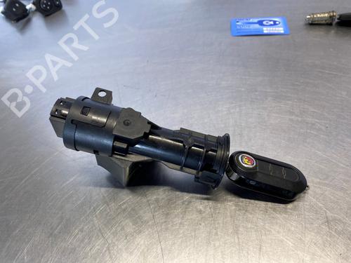 Switch ABARTH 500 / 595 / 695 1.4 (312.AXT1A) | BP38681025I30 - Image 2