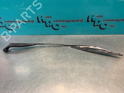 Used Front windshield wiper arm FORD KA (RU8) 1.2 (69 hp) 19627711