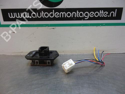 Used Heater resistor SUZUKI SWIFT III (MZ, EZ) 1.3 (RS413, ZC11S) (92 hp) 19606324