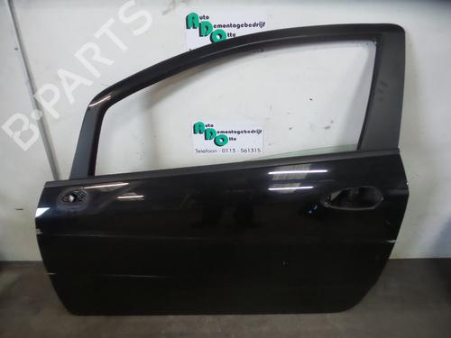 Used Left front door FIAT GRANDE PUNTO (199_) 1.4 (199AXB11, 199AXB1A, 199BXB1A, 199AXL1A) (77 hp) 19596697