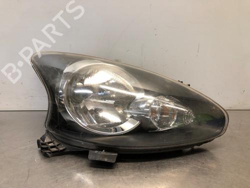 Used Right headlight TOYOTA AYGO (_B1_) 1.0 (KGB10_, KGB10R) (68 hp) 30623434