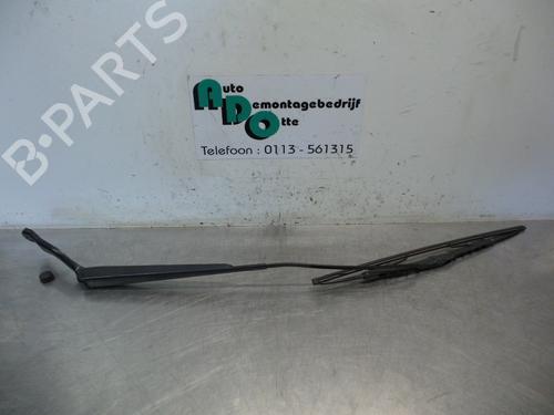 Used Front windshield wiper arm FORD FIESTA V (JH_, JD_) 1.4 TDCi (68 hp) 19594285