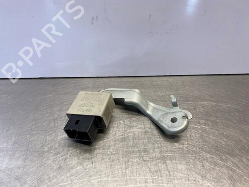 Capteur électronique Capteur électronique TOYOTA YARIS (_P9_) 1.33 VVT-i (NSP90_, NSP90R) (100 hp) 34100268 34100268