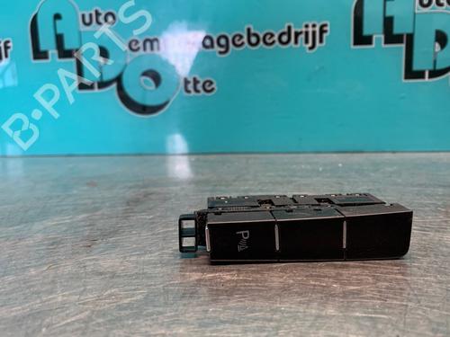 Used Switch VW GOLF VII (5G1, BQ1, BE1, BE2) 1.2 TSI (86 hp) 19628513