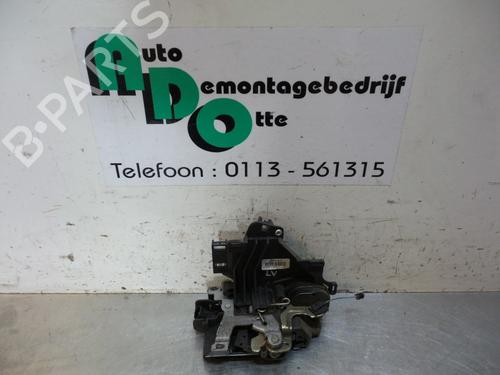Used Front left lock VW CADDY III Box Body/MPV (2KA, 2KH, 2CA, 2CH) 2.0 SDI (70 hp) 19595446