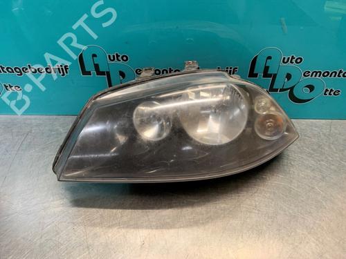 Used Left headlight SEAT IBIZA III (6L1) 1.4 16V (86 hp) 20495981