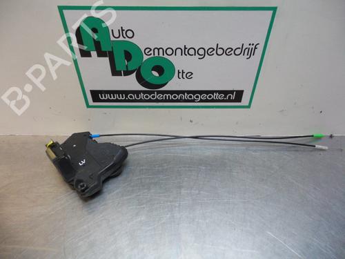 Front left lock TOYOTA AVENSIS Estate (_T25_) 1.8 VVT-i (ZZT251_, ZZT251R) | BP19605628C98 