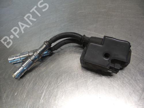 Used Ignition coil MERCEDES-BENZ C-CLASS T-Model (S203) C 240 (203.261) (170 hp) 19593085