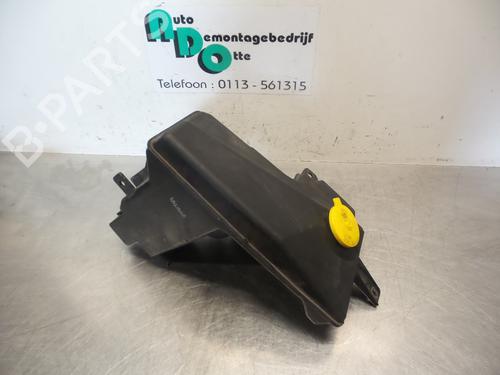 Used Windscreen washer tank MAZDA 6 Station Wagon (GY) 2.0 (GYEW) (141 hp) 19593448