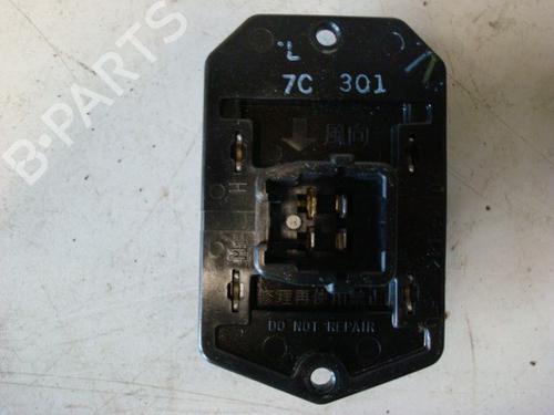 Used Heater resistor TOYOTA YARIS (_P1_) 1.5 (NCP13_, NCP13R) (106 hp) 19586139