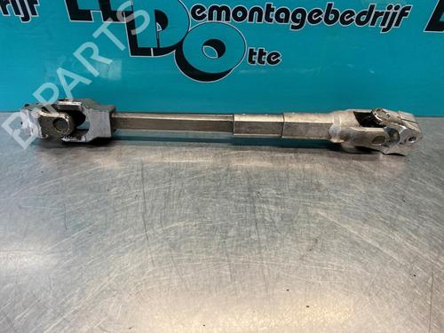 Used Steering column universal joint BMW 3 (E90) 318 i (129 hp) 28305718