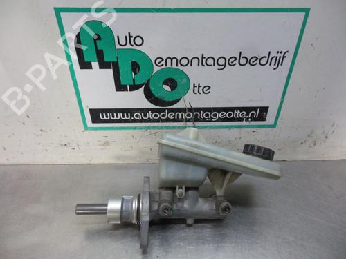 Used Brake master cylinder Brake master cylinder OPEL VIVARO A Van (X83) 1.9 DTI (F7) (101 hp) 19613495 19613495