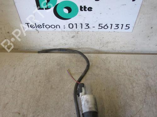 Used Washer pump OPEL VIVARO A Van (X83) 1.9 DTI (F7) (101 hp) 19588364