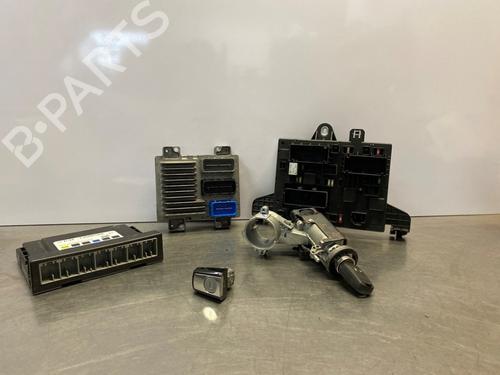 Used Switch OPEL ASTRA J (P10) 1.4 Turbo (68) (140 hp) 32205871