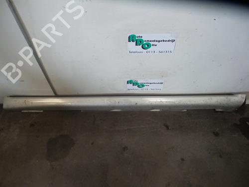 Højre sidekjole Højre sidekjole TOYOTA COROLLA Verso (ZER_, ZZE12_, R1_) 1.8 (ZNR11_, ZNR11R) (129 hp) 19598906 19598906