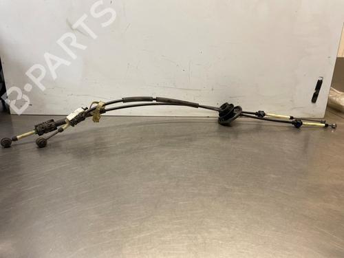 Câble PEUGEOT 208 I (CA_, CC_) 1.4 VTi (95 hp) 31040390