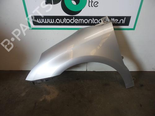 Used Left front fenders CITROËN C4 Coupe (LA_) 1.4 16V (88 hp) 19605774