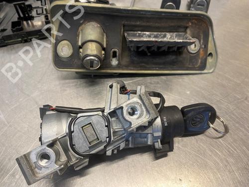 Switch VW CADDY III Box Body/MPV (2KA, 2KH, 2CA, 2CH) 2.0 SDI | BP28300515I30 