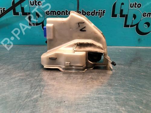Front left lock VW GOLF V (1K1) 1.4 FSI | BP28305539C98 
