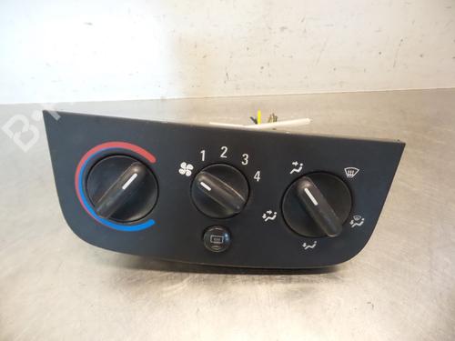 Used Climate control Climate control 19591687 19591687